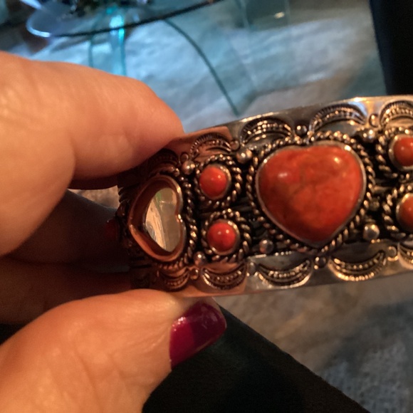 SPONGE.  coral  HEART. Sterling silver cuff signed BBJ. THAILAND. - Picture 13 of 15